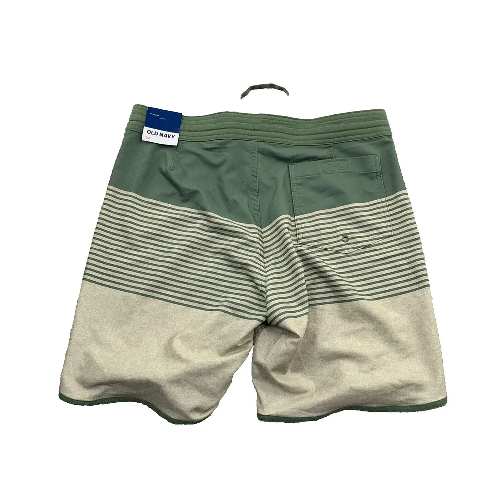 Old Navy Board Shorts Size 32 NEW Multicolor 8